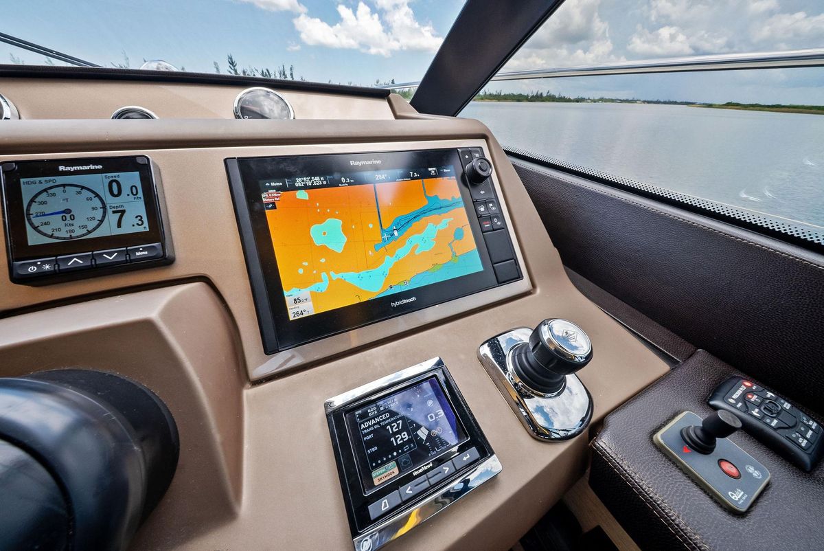 2017 Prestige 59 