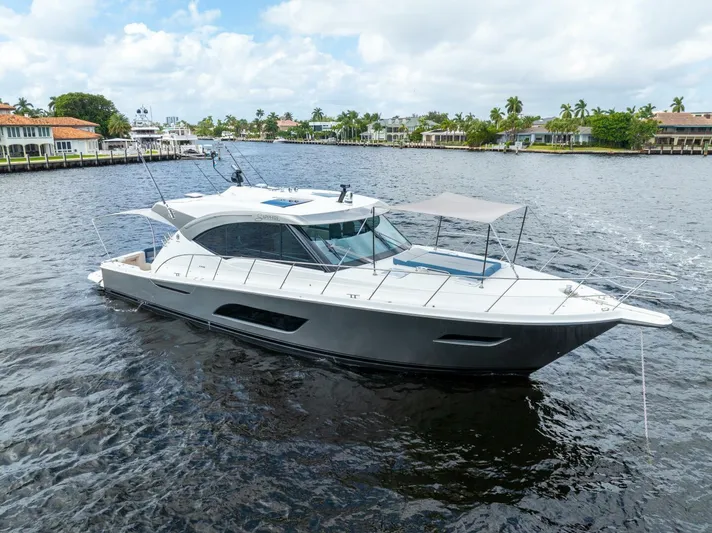 Sapphire Yacht Photos Pics 2022 Riviera 575 Suv - Image 9