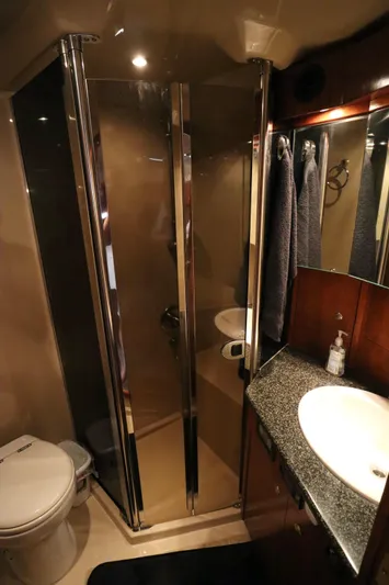 Overdraft Yacht Photos Pics 