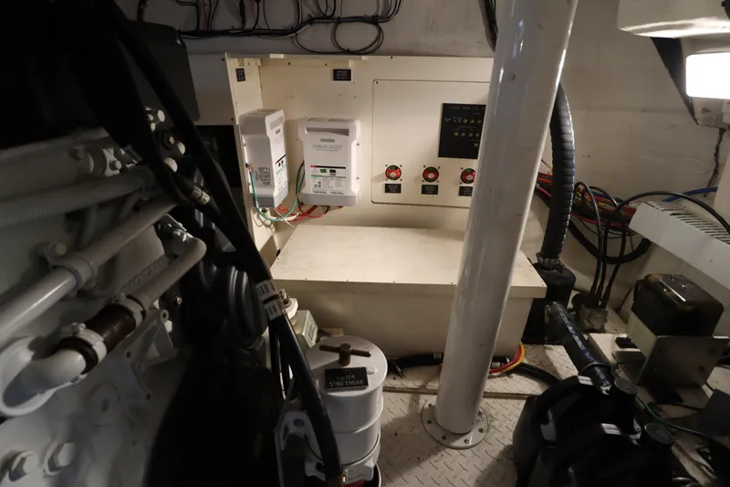 Overdraft Yacht Photos Pics 