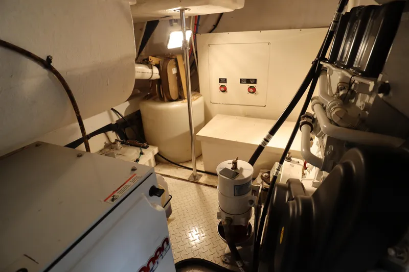 Overdraft Yacht Photos Pics 