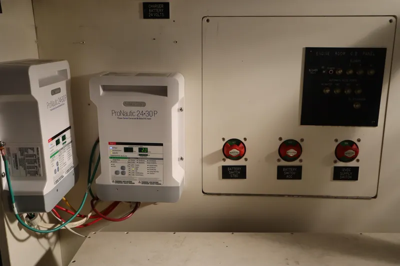 Overdraft Yacht Photos Pics 