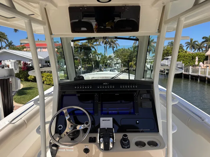 The Manhatten Project Yacht Photos Pics 