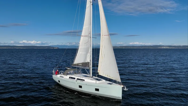 Dragonfly Yacht Photos Pics 