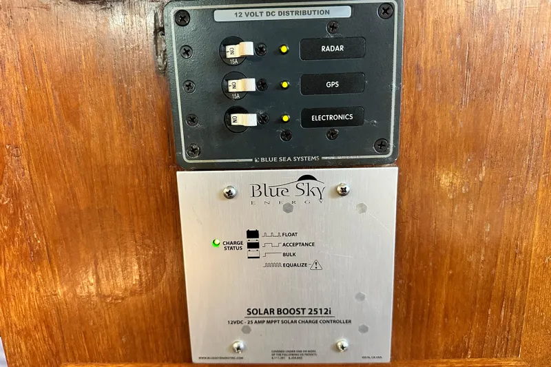 Solimar Yacht Photos Pics Control panel on a 2005 Hunter 41 AC boat with solar charge controller.