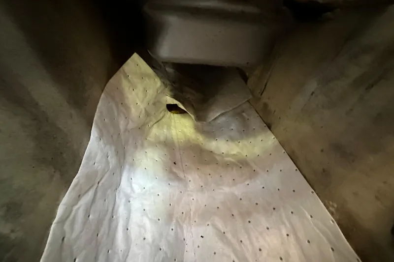 Solimar Yacht Photos Pics Interior view of a 2005 Hunter 41 AC sailboat with protective lining.