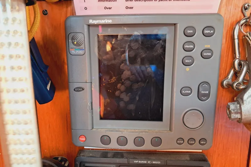  Yacht Photos Pics Raymarine Pathfinder RL70C on Jeanneau Sun Odyssey 40.3, 2005 model yacht.