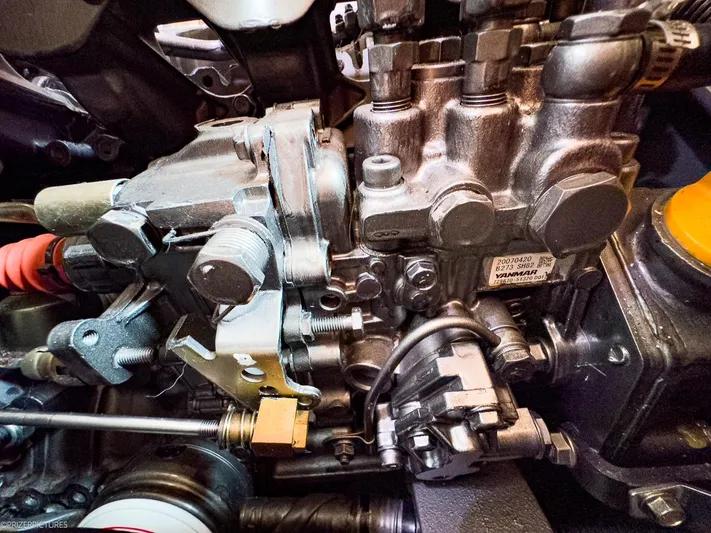 Kinship Ll Yacht Photos Pics 