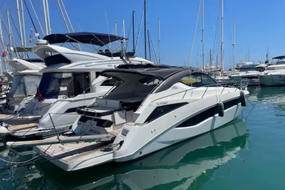2017 Galeon 405 HTL