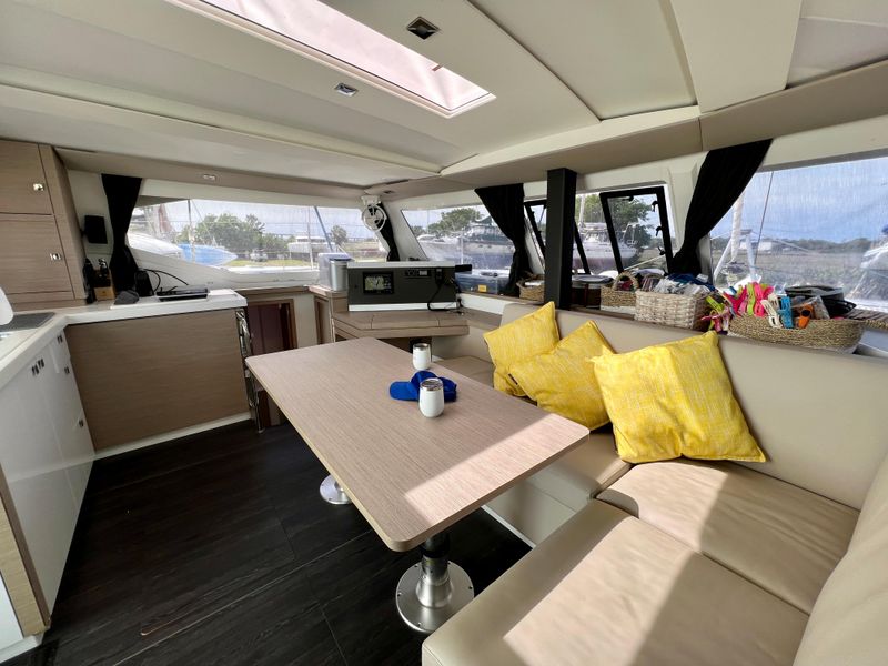 2020 Fountaine Pajot Lucia 40