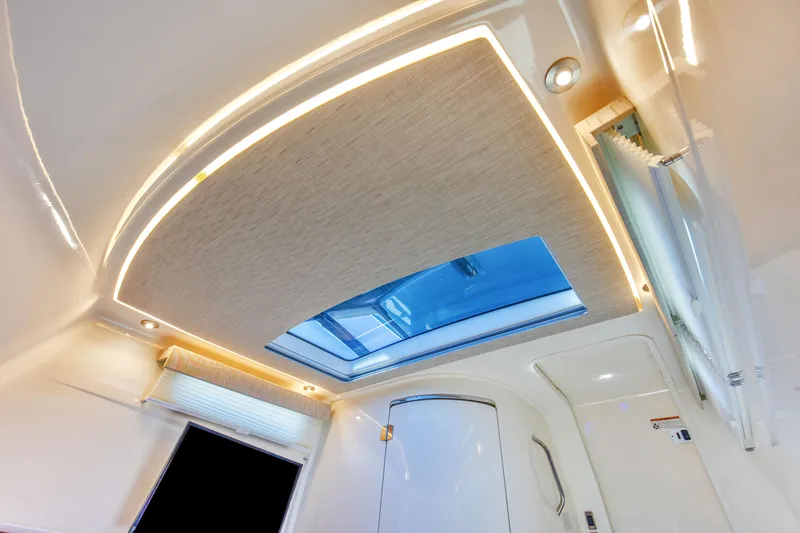 Da Wetta Da Betta Yacht Photos Pics 2021 Boston Whaler 420 Outrage _Da_ Wetta Da_ Betta_ Cabin