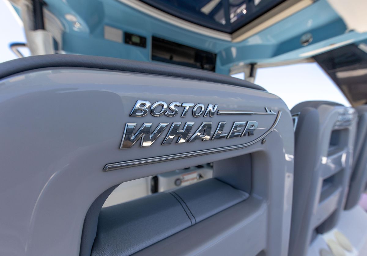 2021 Boston Whaler 42 