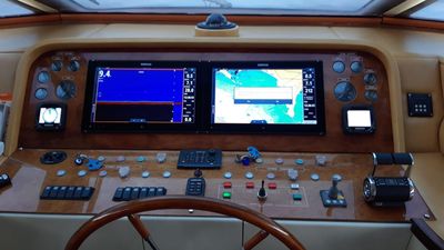 Yacht