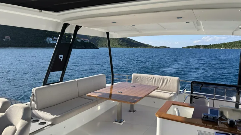 Pheonix Yacht Photos Pics 2022 Fountaine Pajot MY6 flybridge
