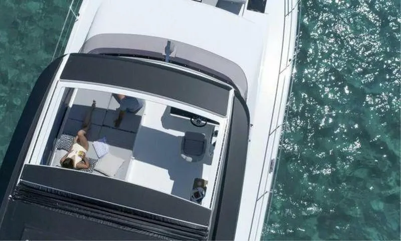 Pheonix Yacht Photos Pics Fountaine Pajot MY6 2022