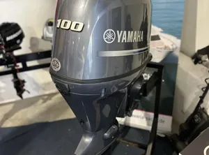 2022 Yamaha F100 LB