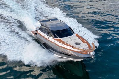 Yacht