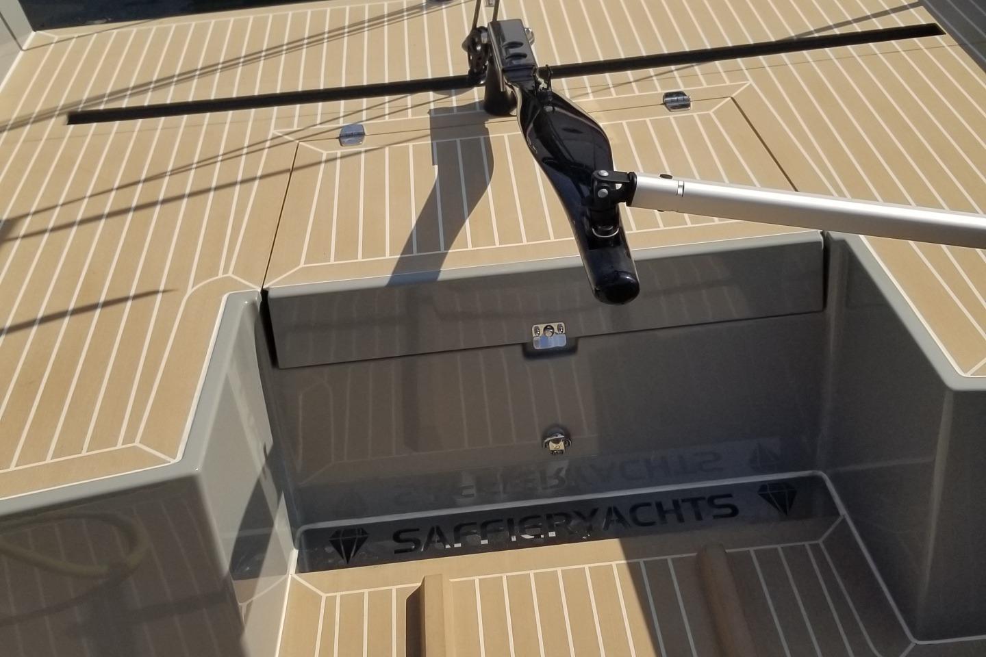 2025 Saffier Se 27 Leisure yacht deck with sleek design and modern fittings.