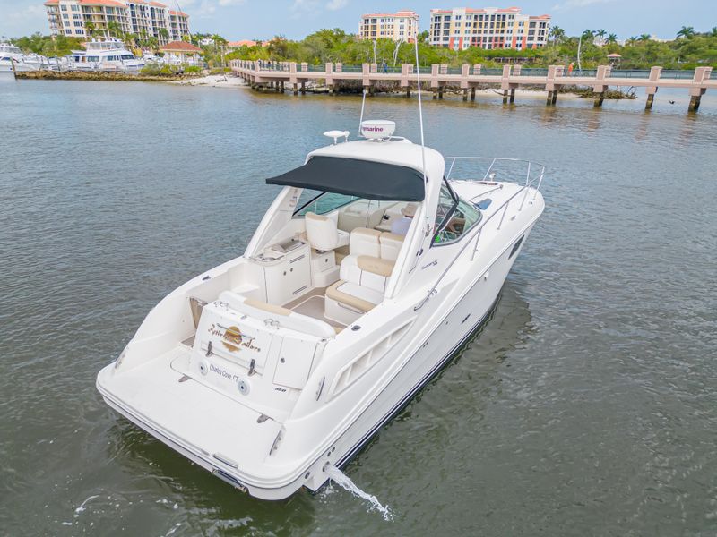 2010 Sea Ray 350 Sundancer