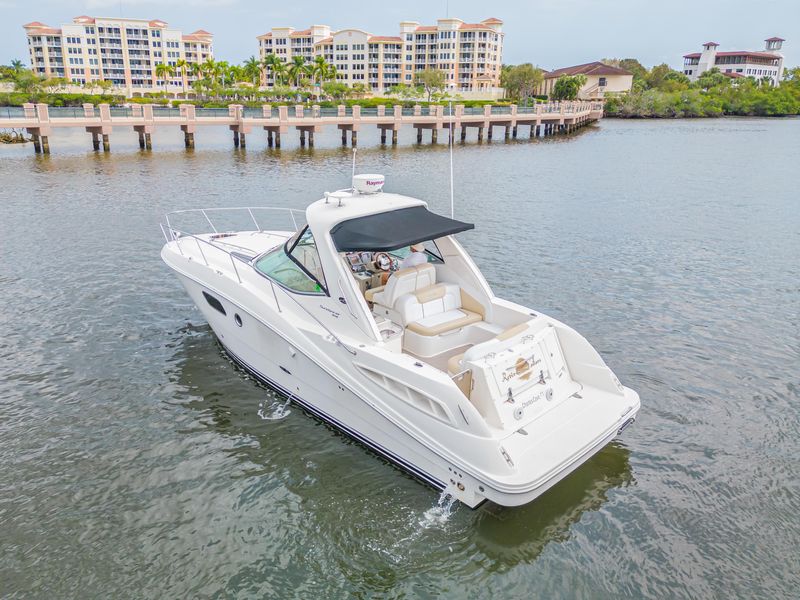 2010 Sea Ray 350 Sundancer