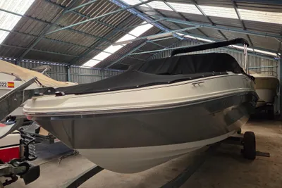 2023 Bayliner VR5 Bowrider I/O