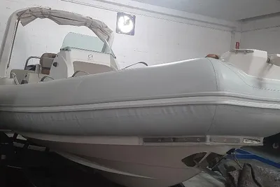2023 Zodiac MEDLINE 750 NEO
