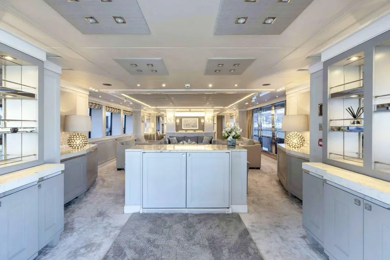  Yacht Photos Pics 2012 Sunseeker 40m Yacht - Image 8