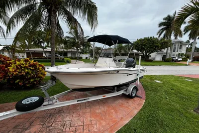 Grady-White Fisherman 180