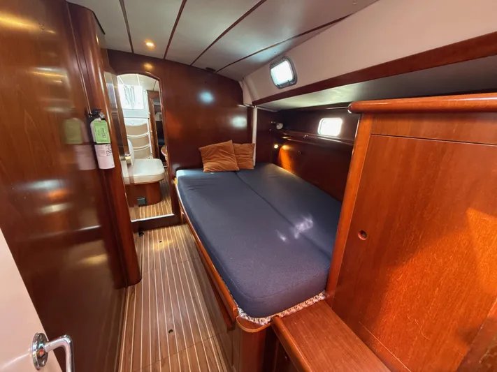 Gonzo Yacht Photos Pics 