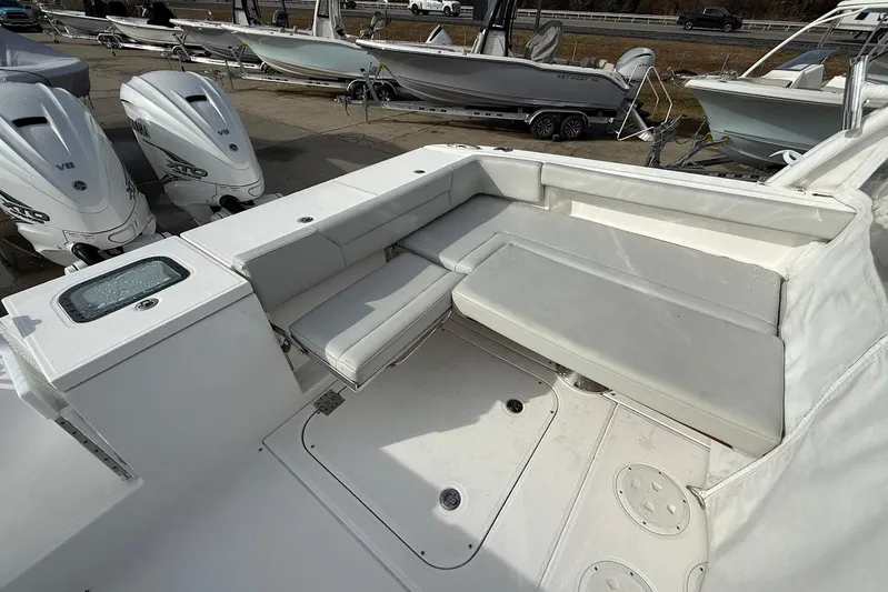 Untethered Yacht Photos Pics 2020 Everglades 340 Dual Console boat with seating and twin outboard engines.