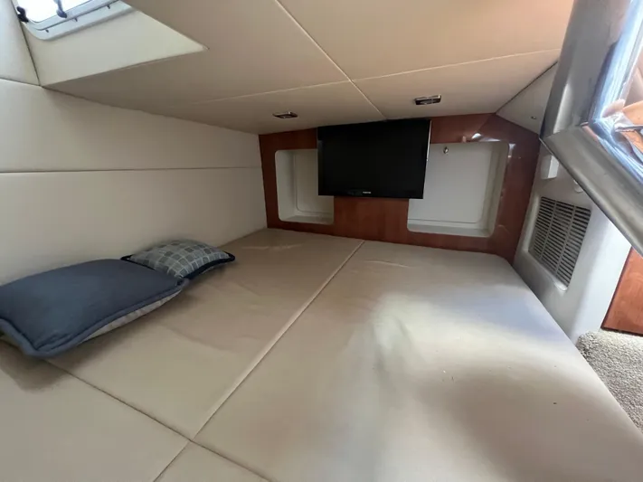  Yacht Photos Pics 2014 Formula 350 Crossover Bowrider cabin interior with bed and TV