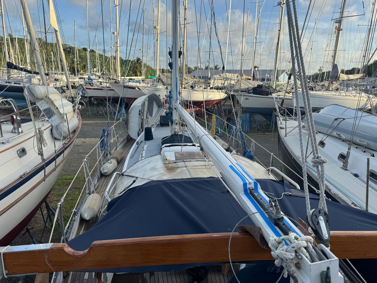 1985 Cape George 36 