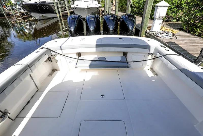 Grey Hull Yacht Photos Pics 2020 Regulator 41 boat deck with quad outboard engines.