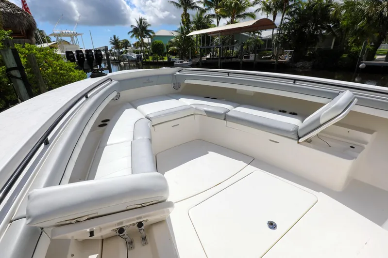 Grey Hull Yacht Photos Pics 2020 Regulator 41 boat with spacious seating area and modern design.
