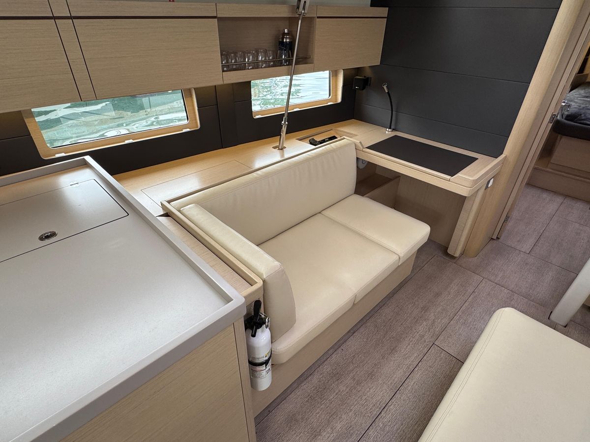 2021 Beneteau 47 