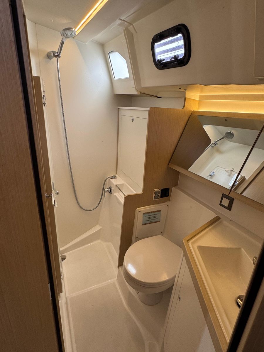 2021 Beneteau 47 