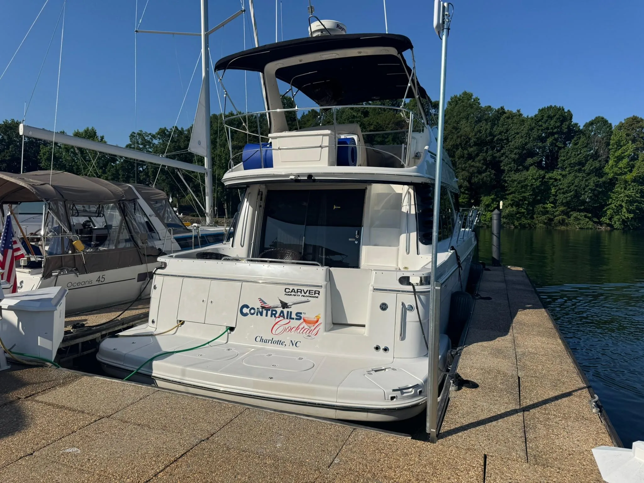 2001 Carver 450 Voyager Pilothouse docked at marina, Charlotte, NC.