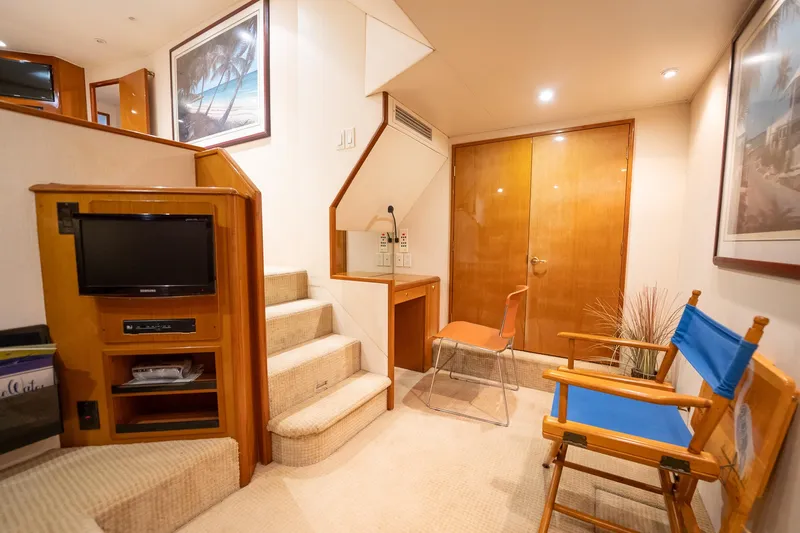 Engage2 Yacht Photos Pics 