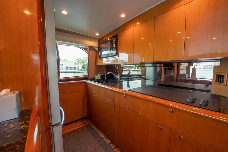 Engage2 Yacht Photos Pics 