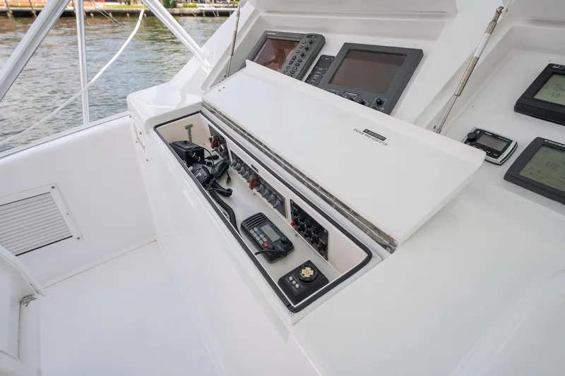 Engage2 Yacht Photos Pics 