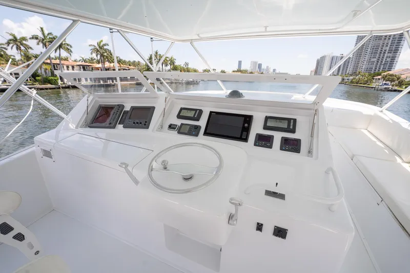 Engage2 Yacht Photos Pics 