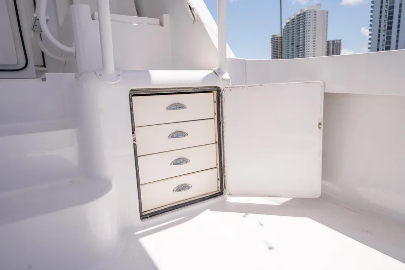 Engage2 Yacht Photos Pics 