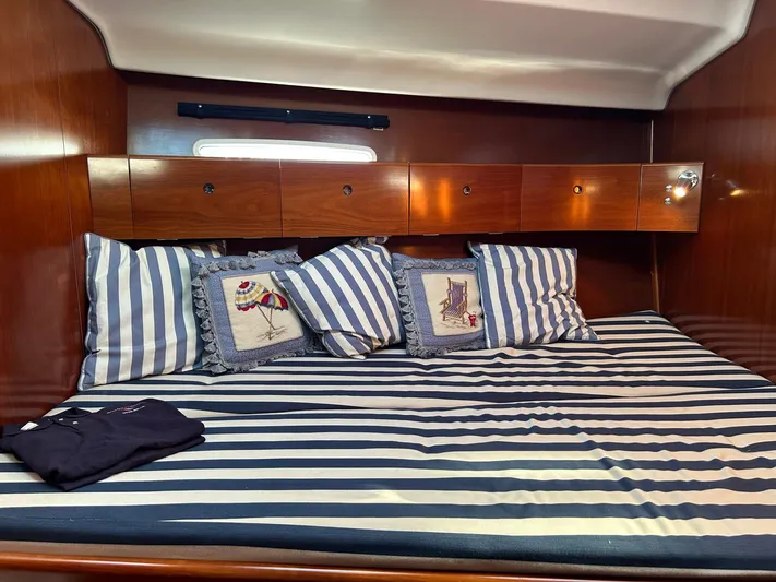 Veronese Yacht Photos Pics 