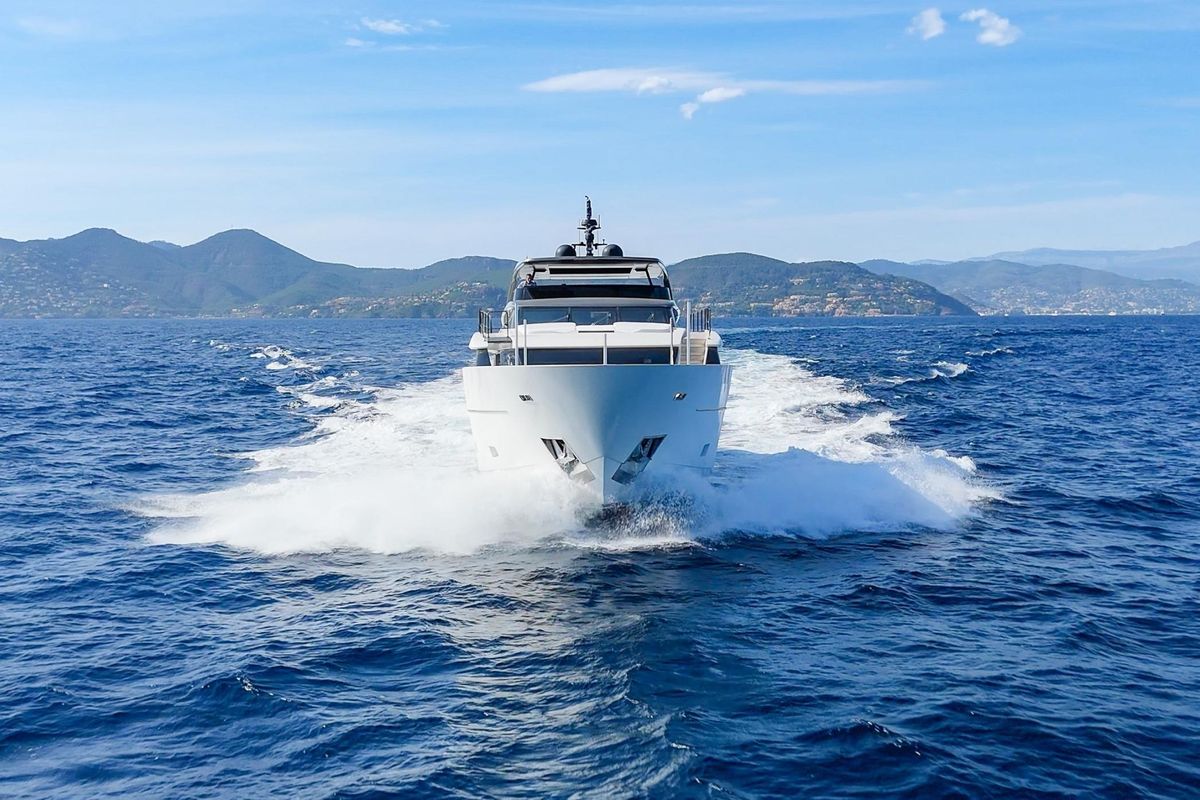 2018 Sanlorenzo 102 