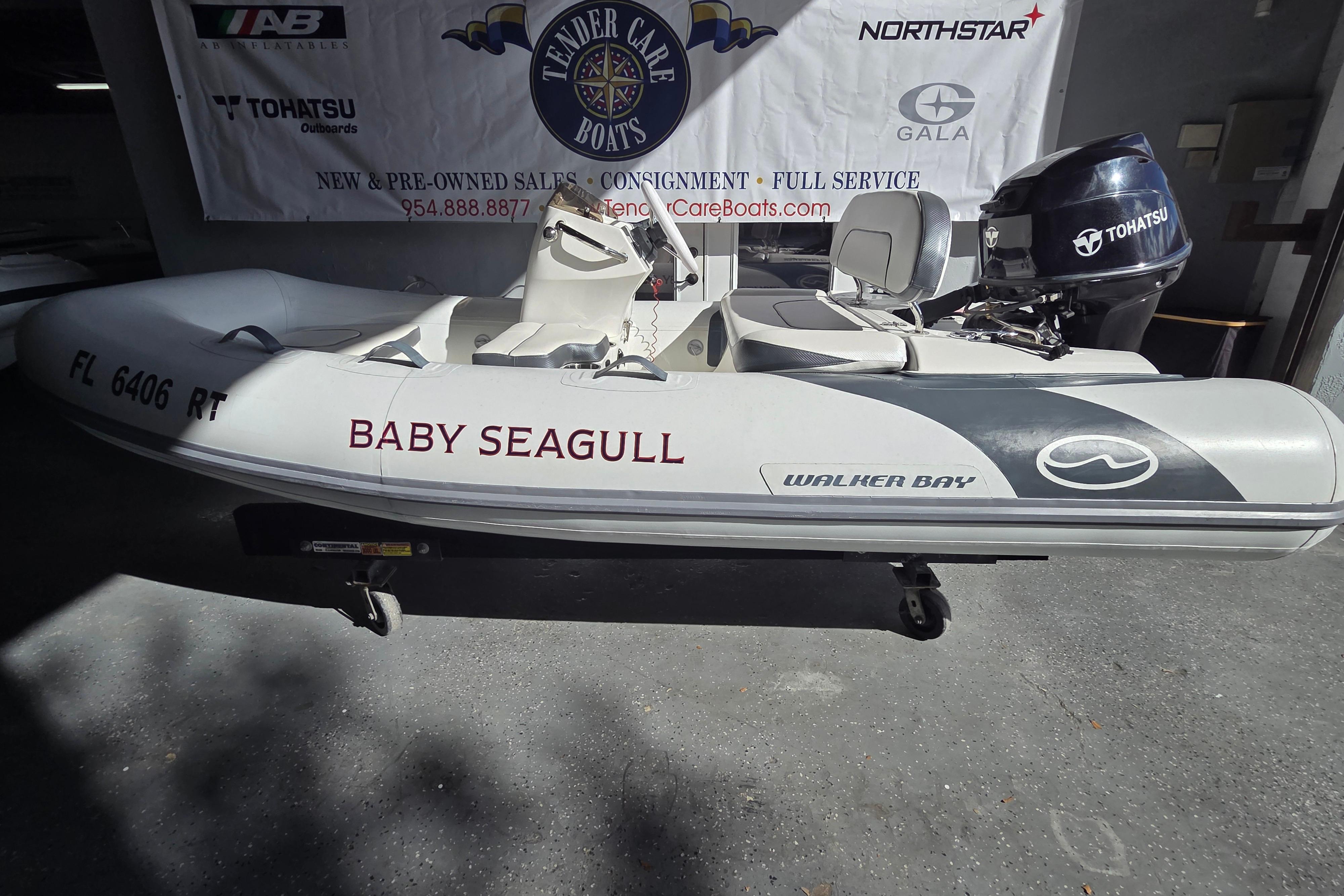 Walker Bay Supertender 365