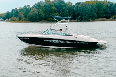 Crownline 290 SS