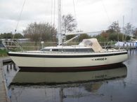 1979 Friendship 28