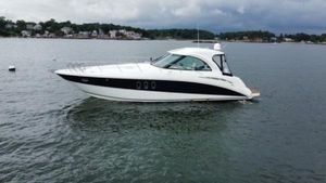 2008 39' Cruisers Yachts-390 Sport Coupe Branford, CT, US