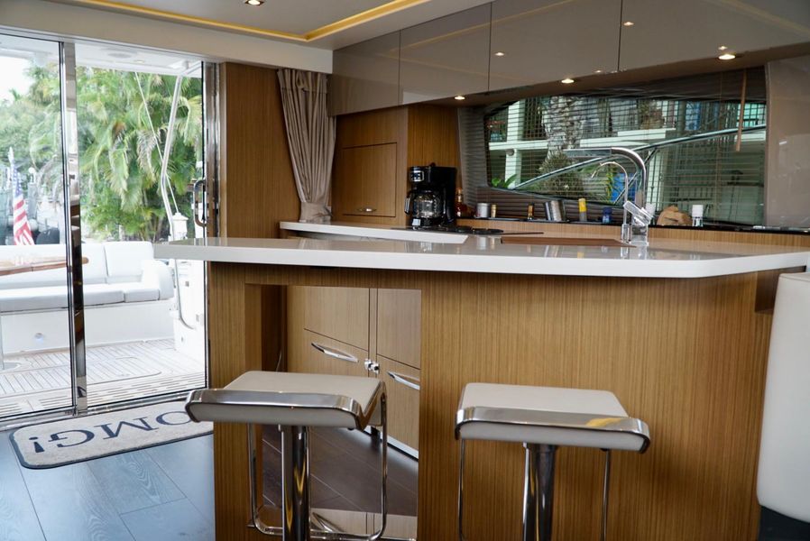 2018 Sea Ray L550 Fly