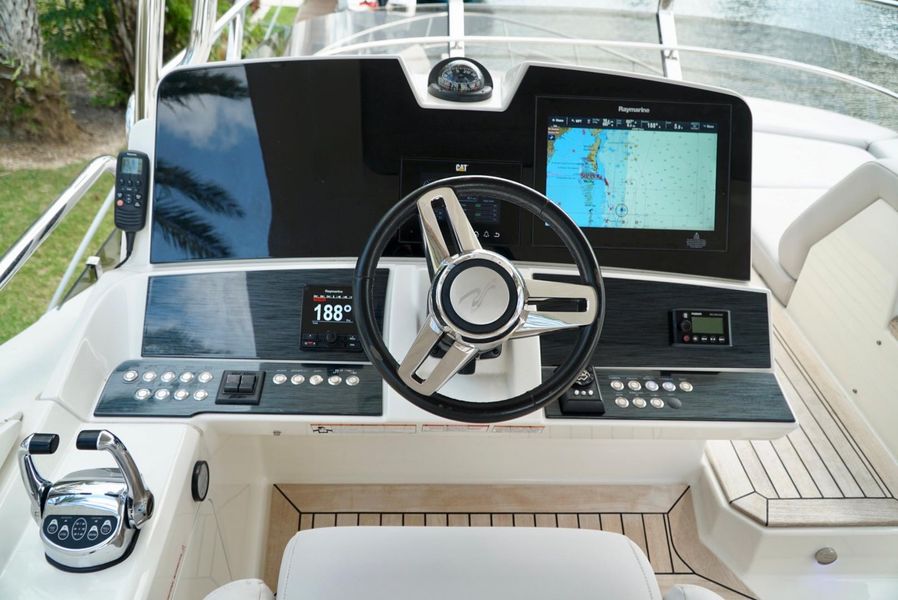 2018 Sea Ray L550 Fly